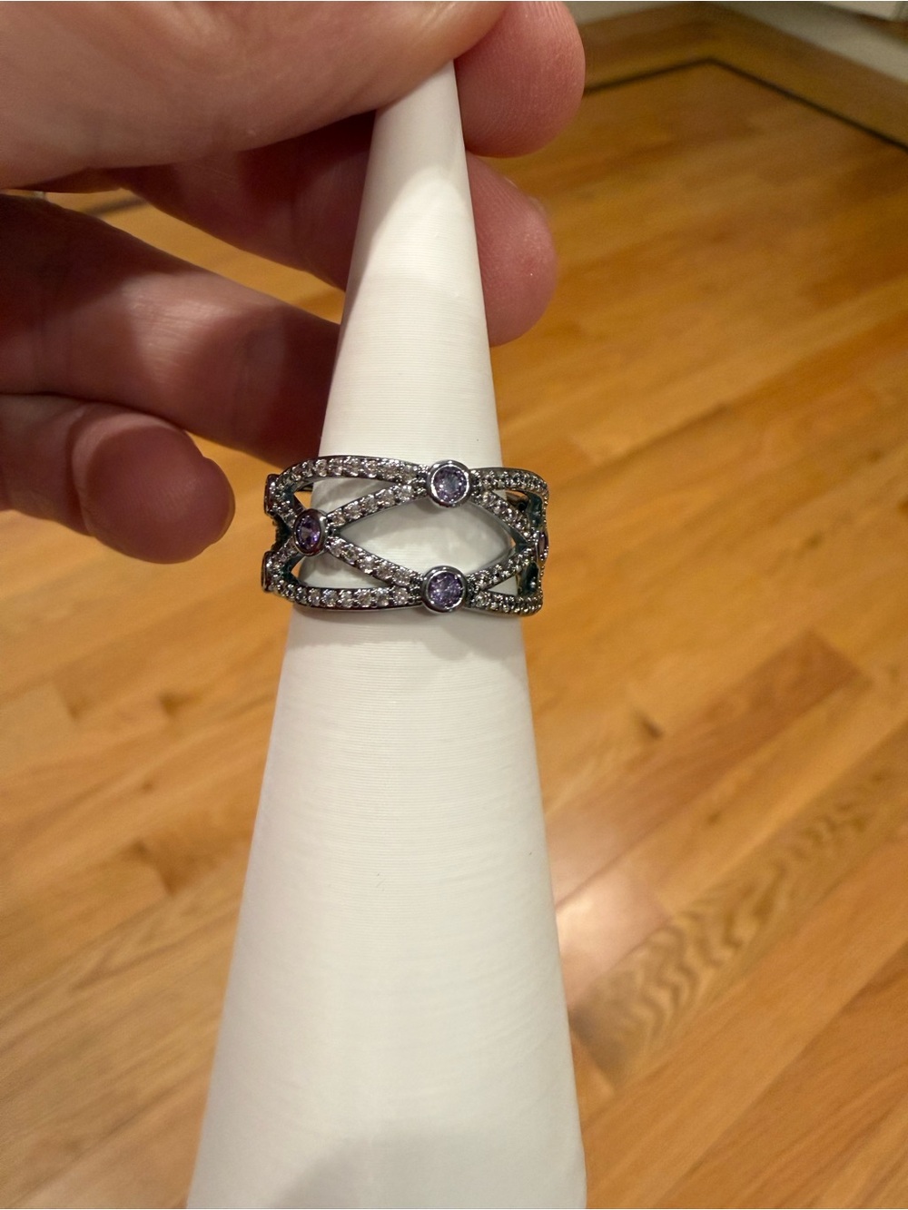 Bomb Party OG Ring
“Intricate Crossover”